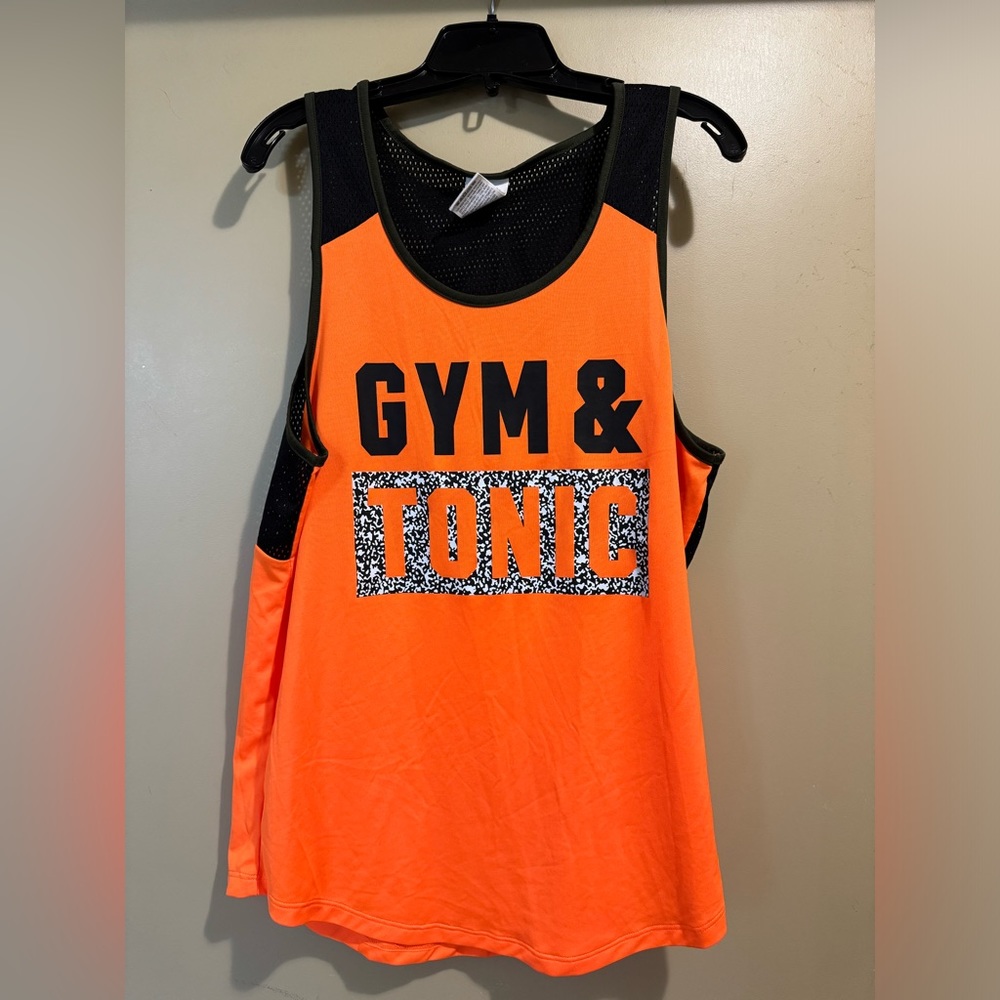 Victoria’s Secret pink workout tank